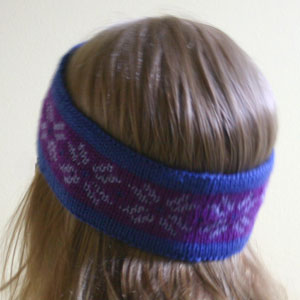 Two Strands Headband, a free knitting pattern | Two Strands
