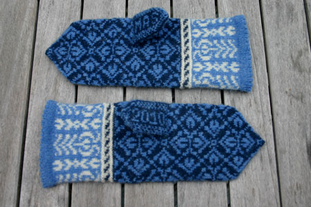 mitten knitting design with floral motif stealth thumbs date and initials on thumb