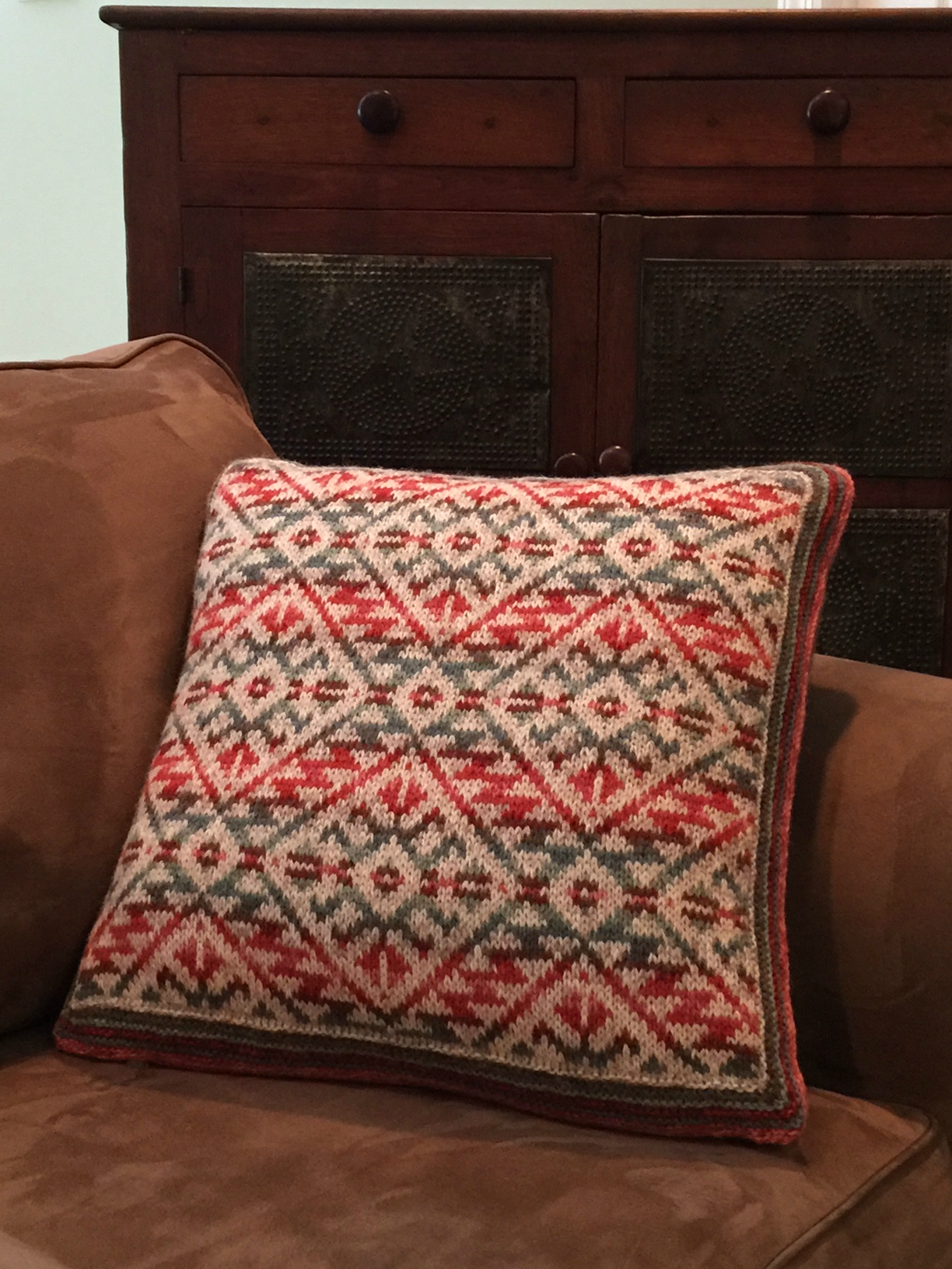 Fair Isle Catalina Highway Pillow in Jamieson's Shetland Spindrift yarn